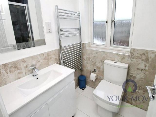 5 bedroom detached house to rent
