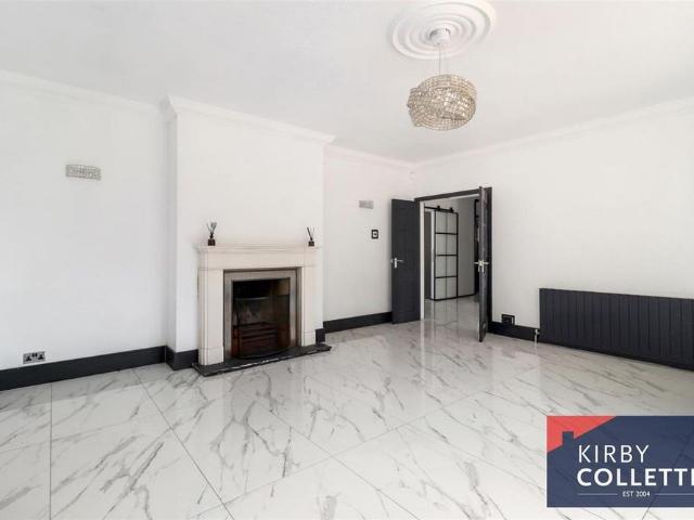5 bedroom detached house to rent