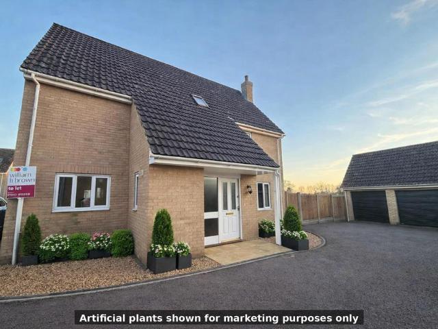 5 bedroom detached house to rent