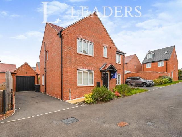 5 bedroom detached house to rent