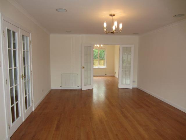 5 bedroom detached house to rent