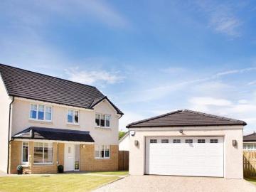 5 bedroom detached house to rent