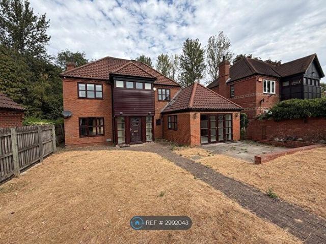 5 Bedroom Detached House To Rent In Taunton Deane, Milton Keynes, MK4