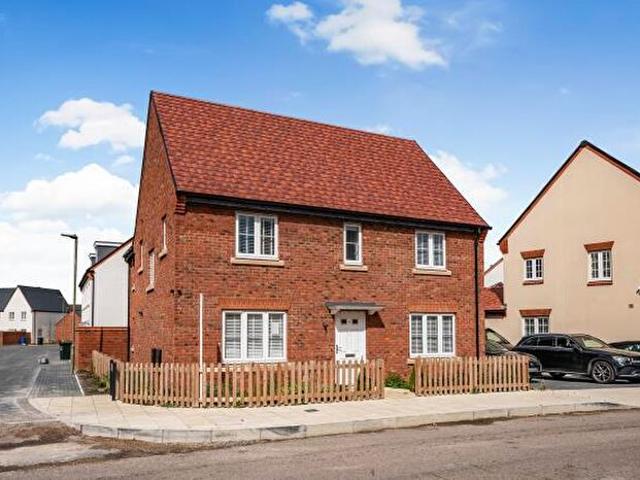 5 Bedroom Detached House To Rent In Taunton Road, Bicester, OX26