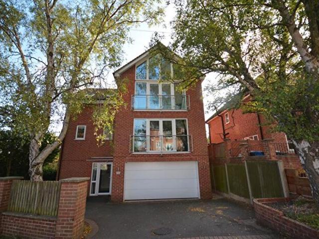 5 Bedroom Detached House To Rent In Devonshire Avenue, Allestree, Derby, DE22