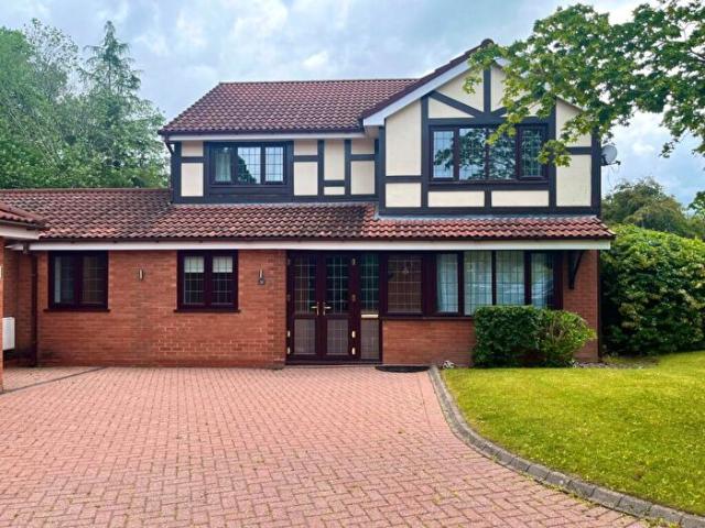 5 Bedroom Detached House To Rent In Hartington Close, Dorridge, Solihull, West Midlands, B93