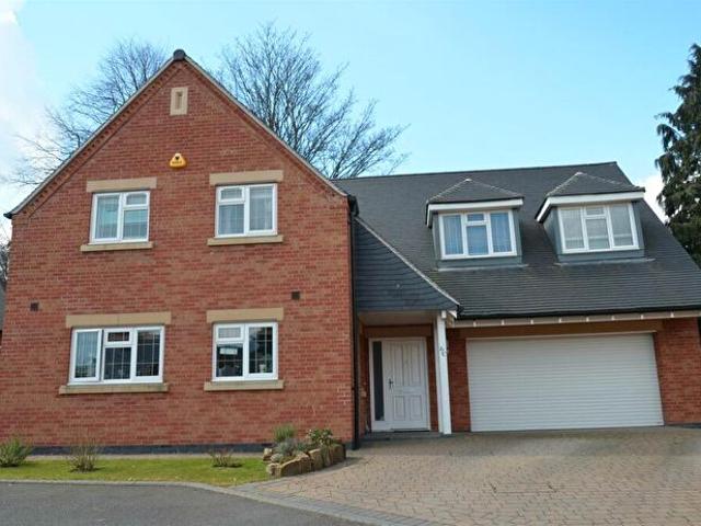5 Bedroom Detached House To Rent In Kings Croft, Allestree, Derby, DE22