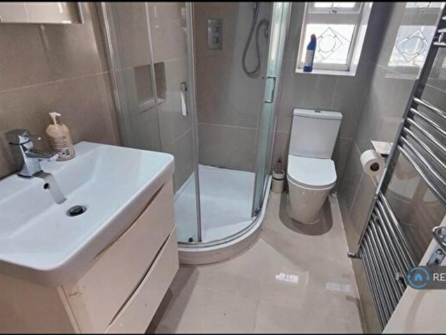 5 Bedroom Detached House To Rent In Mossfield Road, Birmingham, B14