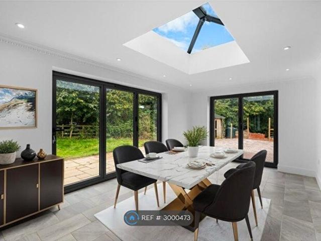 5 Bedroom Detached House To Rent In Rugby Road, Lutterworth, LE17
