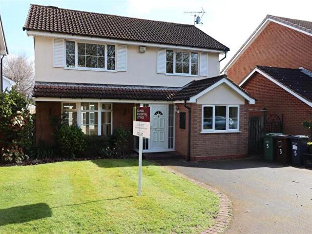 5 Bedroom Detached House To Rent In, Stonehill Croft Shirley, B90