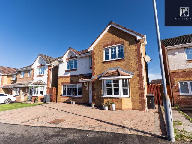 5 bedroom detached villa house for sale