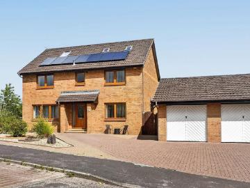 5 bedroom detached villa house for sale