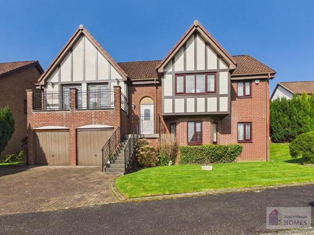 5 bedroom detached villa house for sale