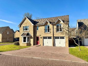 5 bedroom detached villa house for sale