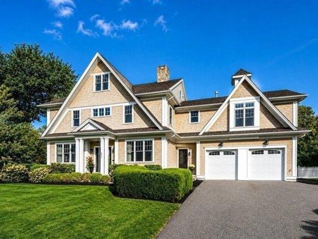 5 bedroom, Dedham MA 02026 105403550