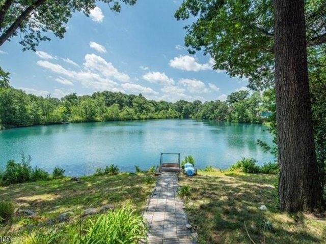 5 bedroom, Denville NJ 07834 105233323