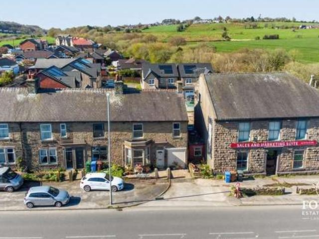 5 Bedroom End Of Terrace House