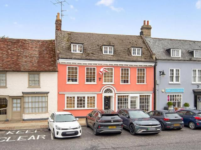 5 bedroom end of terrace house for sale