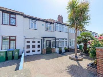 5 bedroom end of terrace house for sale