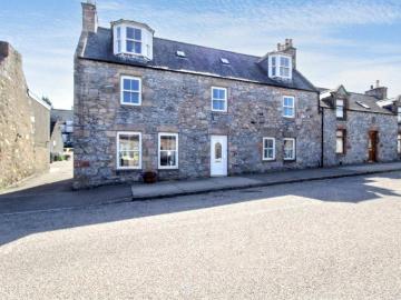 5 bedroom end of terrace house for sale