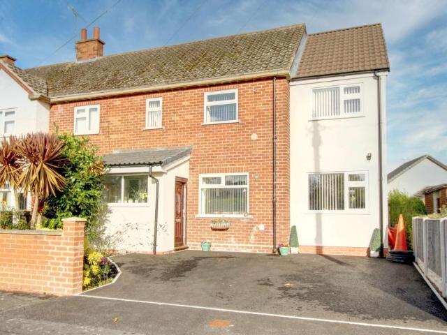 5 bedroom semi detached house for sale