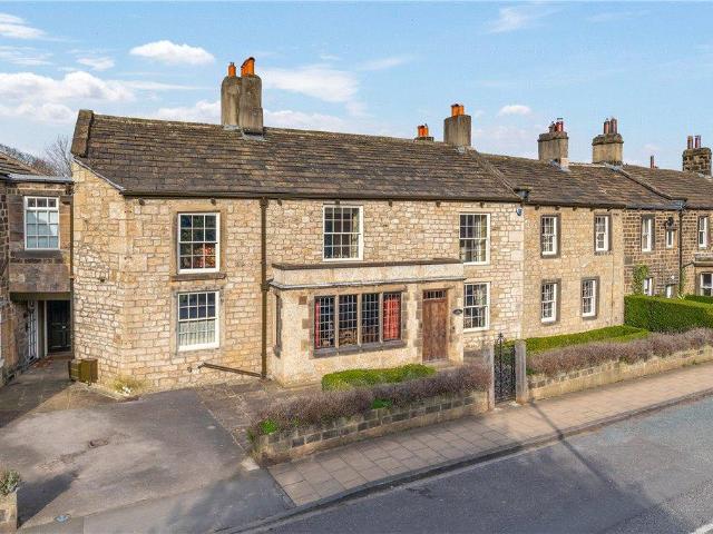 5 bedroom end of terrace house for sale