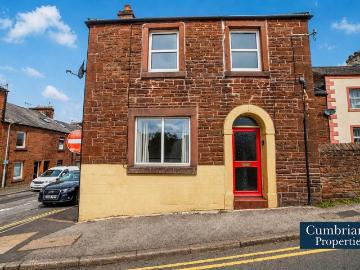 5 bedroom end of terrace house for sale