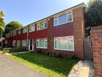 5 bedroom end of terrace house for sale