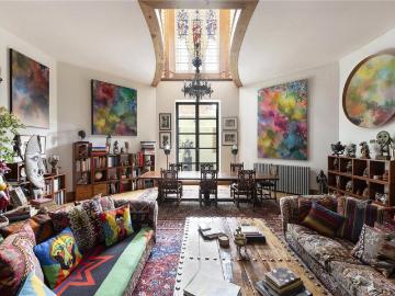 5 bedroom end of terrace house for sale