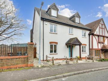 5 bedroom house for sale