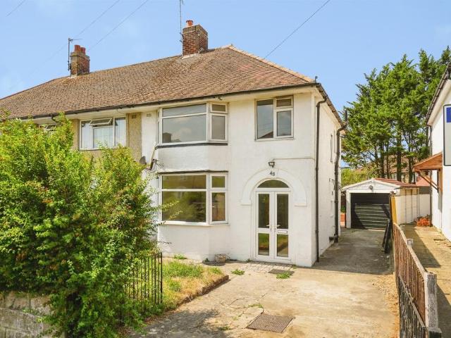 5 bedroom end of terrace house for sale
