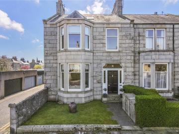 Aberdeen, Aberdeen And Grampian - Powder room