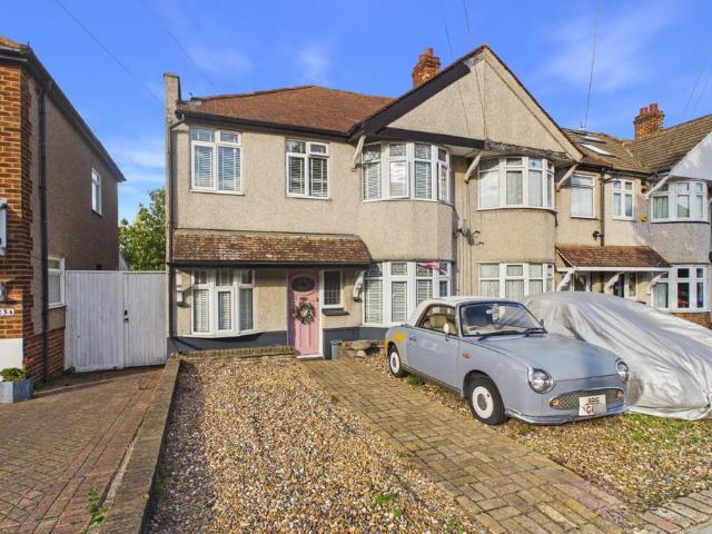 5 bedroom end of terrace house for sale