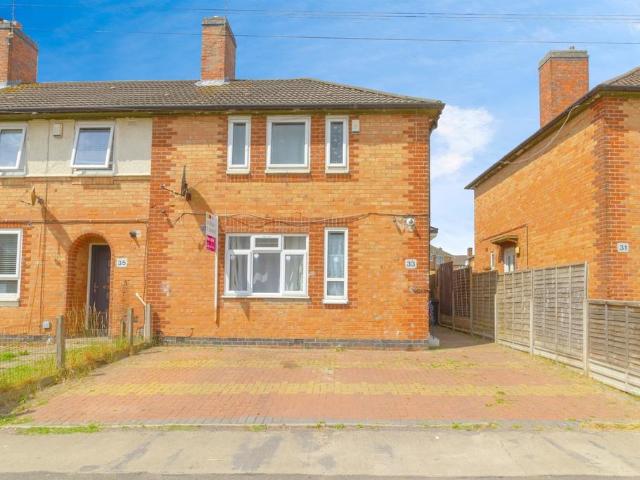 5 bedroom end of terrace house for sale