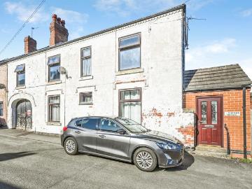 5 bedroom end of terrace house for sale