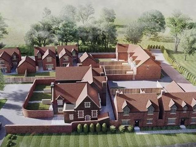 5 bedroom end of terrace house for sale in High Street Polesworth B78