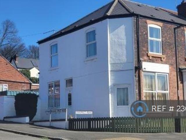 5 bedroom end of terrace house to rent