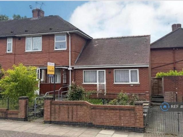 5 bedroom end of terrace house to rent