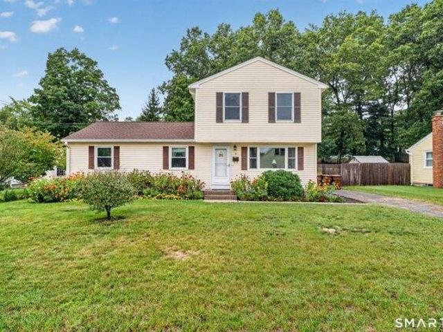 5 bedroom, Enfield CT 06082 105512435