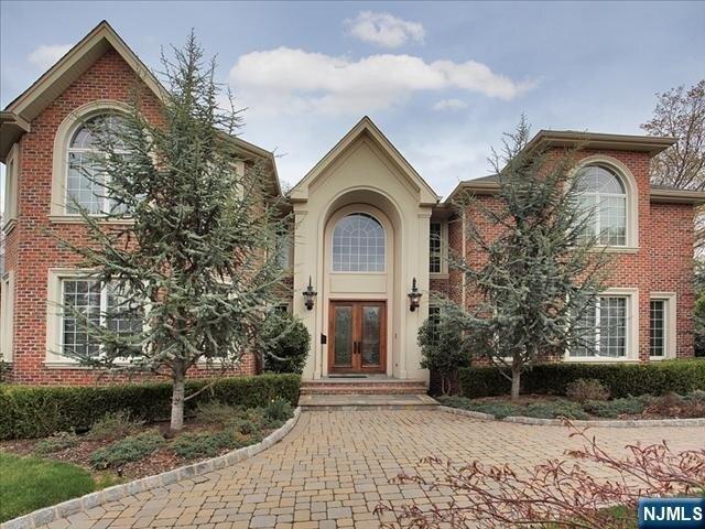 5 bedroom, Englewood Cliffs NJ 07632 104920037