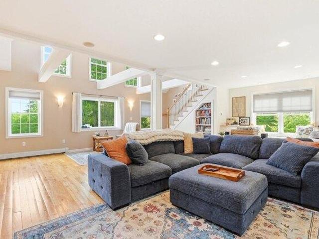 5 bedroom, Epsom NH 03234 105424236