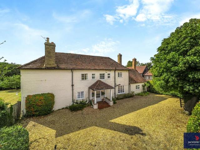 5 bedroom equestrian facility for sale