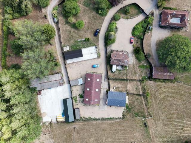 5 bedroom equestrian facility for sale