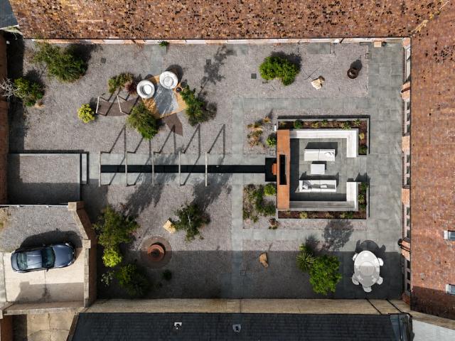 5 bedroom equestrian facility for sale