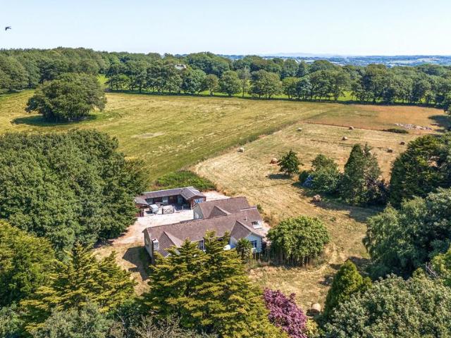 5 bedroom equestrian facility for sale