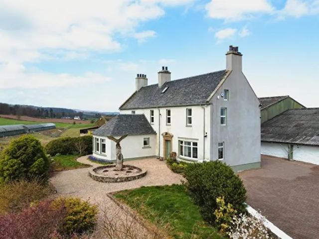 5 Bedroom Farm House To Rent In Stirling, Stirlingshire, FK7