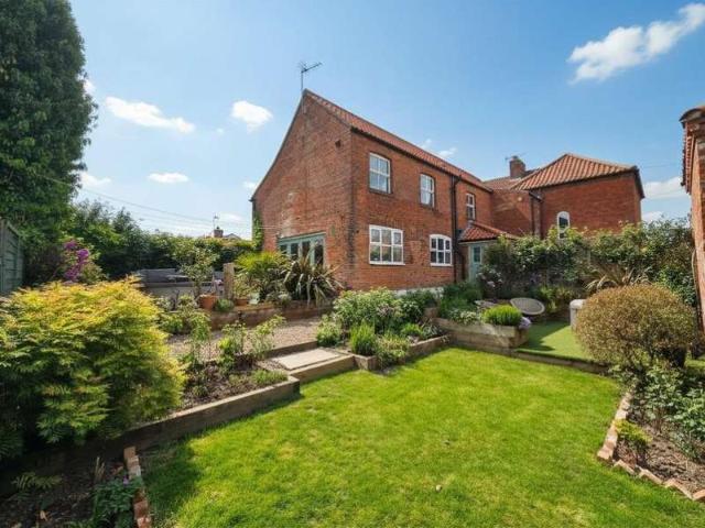 5 Bedroom Farm House Character Property