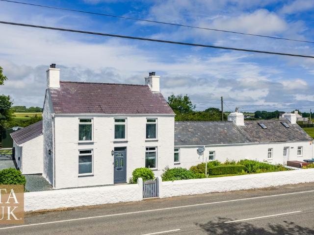 5 bedroom farm house for sale