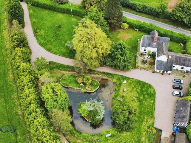 5 bedroom farm house for sale