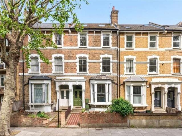 5 Bedroom Flat